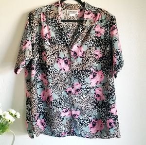 DonnKenny Woman Animal Print/Floral Blouse Size 2X